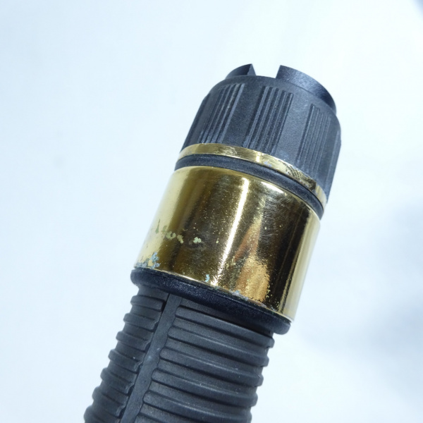 バックテイル JM631R